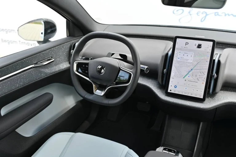 Volvo EX30 Twin Motor ULTRA | Begam Trnava