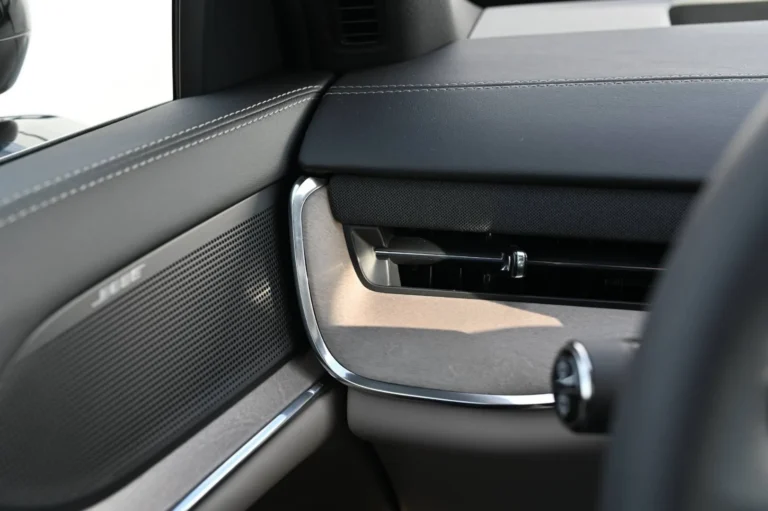 Volvo EX90 Twin Motor Performance 111 kWh Ultra AWD 7-miest | Begam Trnava