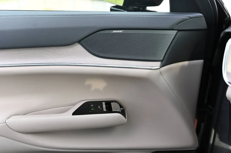 Volvo EX90 Twin Motor Performance 111 kWh Ultra AWD 7-miest | Begam Trnava