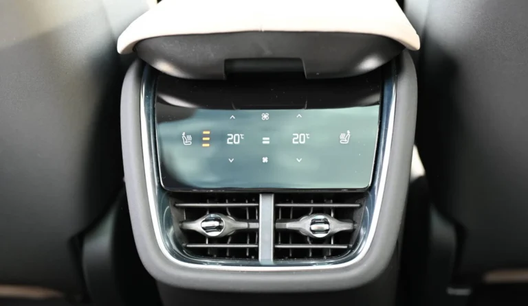 Volvo EX90 Twin Motor Performance 111 kWh Ultra AWD 7-miest | Begam Trnava