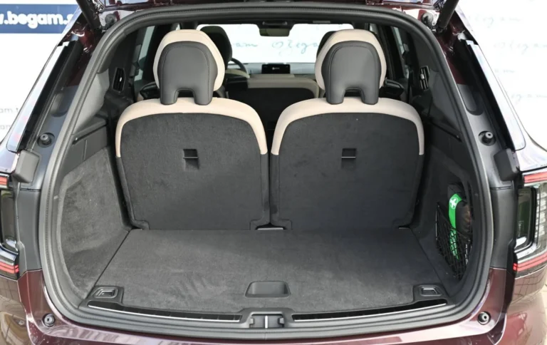 Volvo EX90 Twin Motor Performance 111 kWh Ultra AWD 7-miest | Begam Trnava