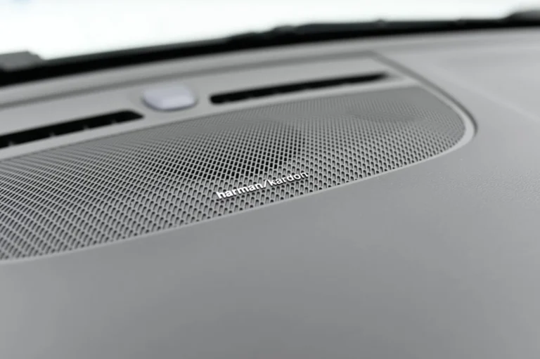 Volvo XC40 B3 (P) PLUS MHEV, Ťažné, 360, LED Matrix, Celoročné pneu. | Begam Trnava