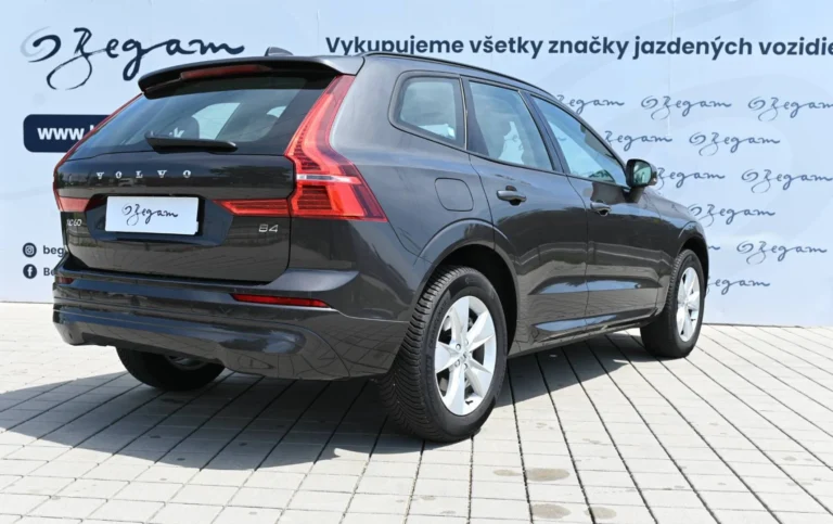 Volvo XC60 2.0 B4 mHEV Core A/T | Begam Trnava
