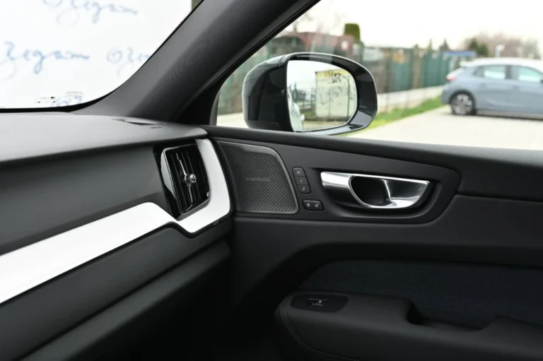 Volvo XC60 B5 (P) PLUS | Begam Trnava