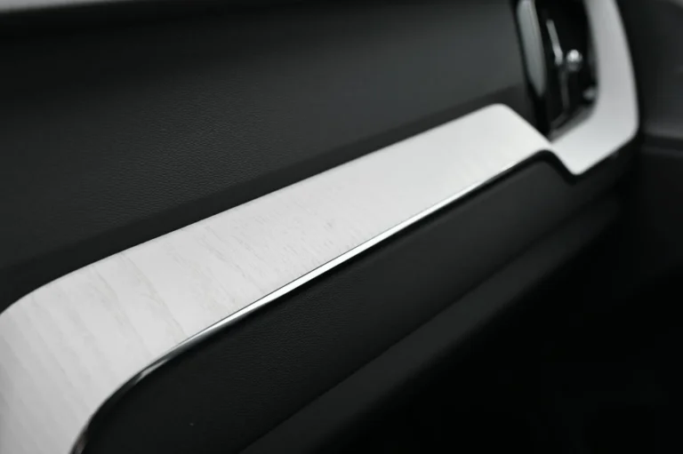 Volvo XC60 B5 (P) PLUS | Begam Trnava