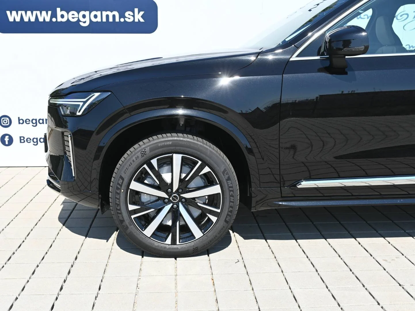 Volvo XC90 B5 (P) AWD AT8 CORE | Begam Trnava