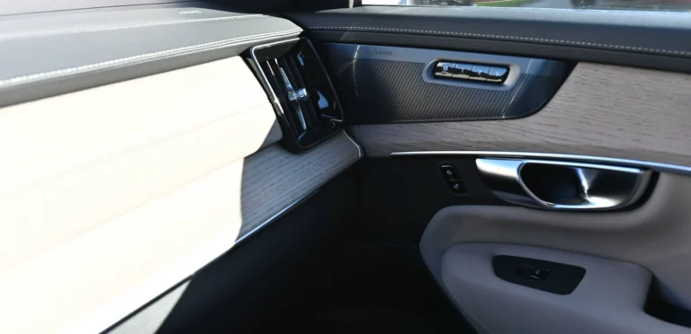 Volvo XC90 T8 (P) PHEV Plus Bright | Begam Trnava