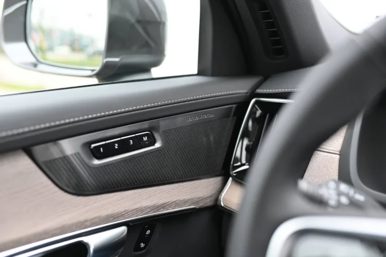 Volvo XC90 T8 (P) PHEV Plus Bright | Begam Trnava