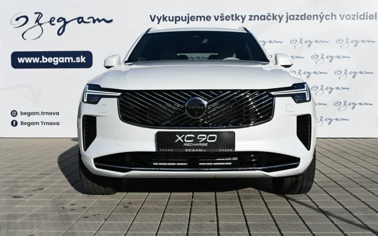 Volvo XC90 T8 (P) PHEV Plus Bright | Begam Trnava