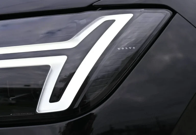Volvo XC90 T8 (P) PHEV Plus Bright | Begam Trnava