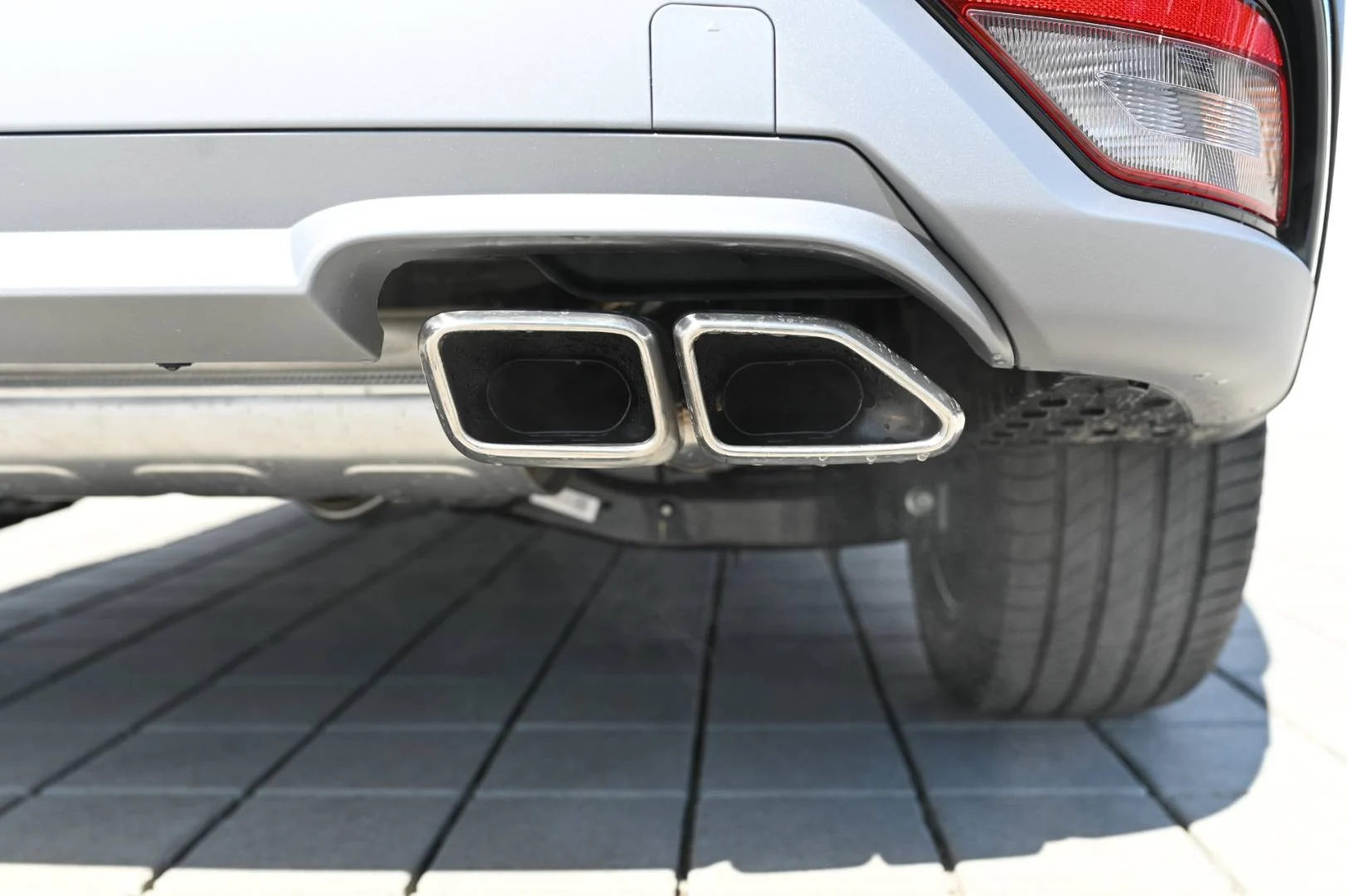 Hyundai Tucson HEV Black Line 1.6T-GDi, 176kW, 4x2, 6AT MY27 | Begam Trnava