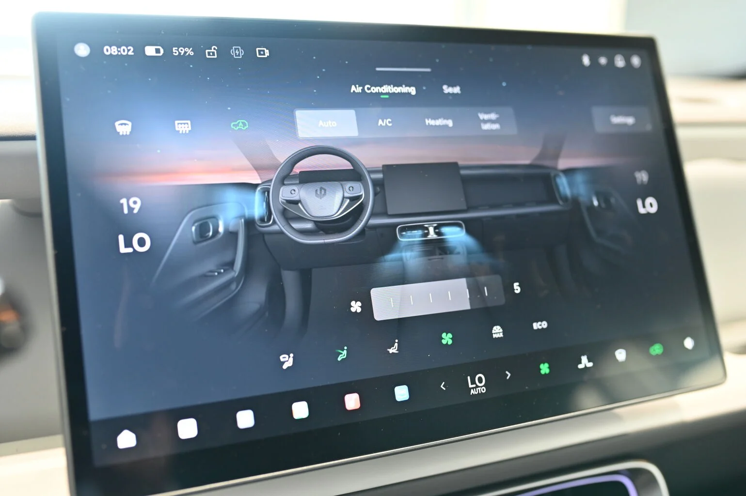 Leapmotor B05 Design Max 217k 67,1 kWh | Begam Trnava