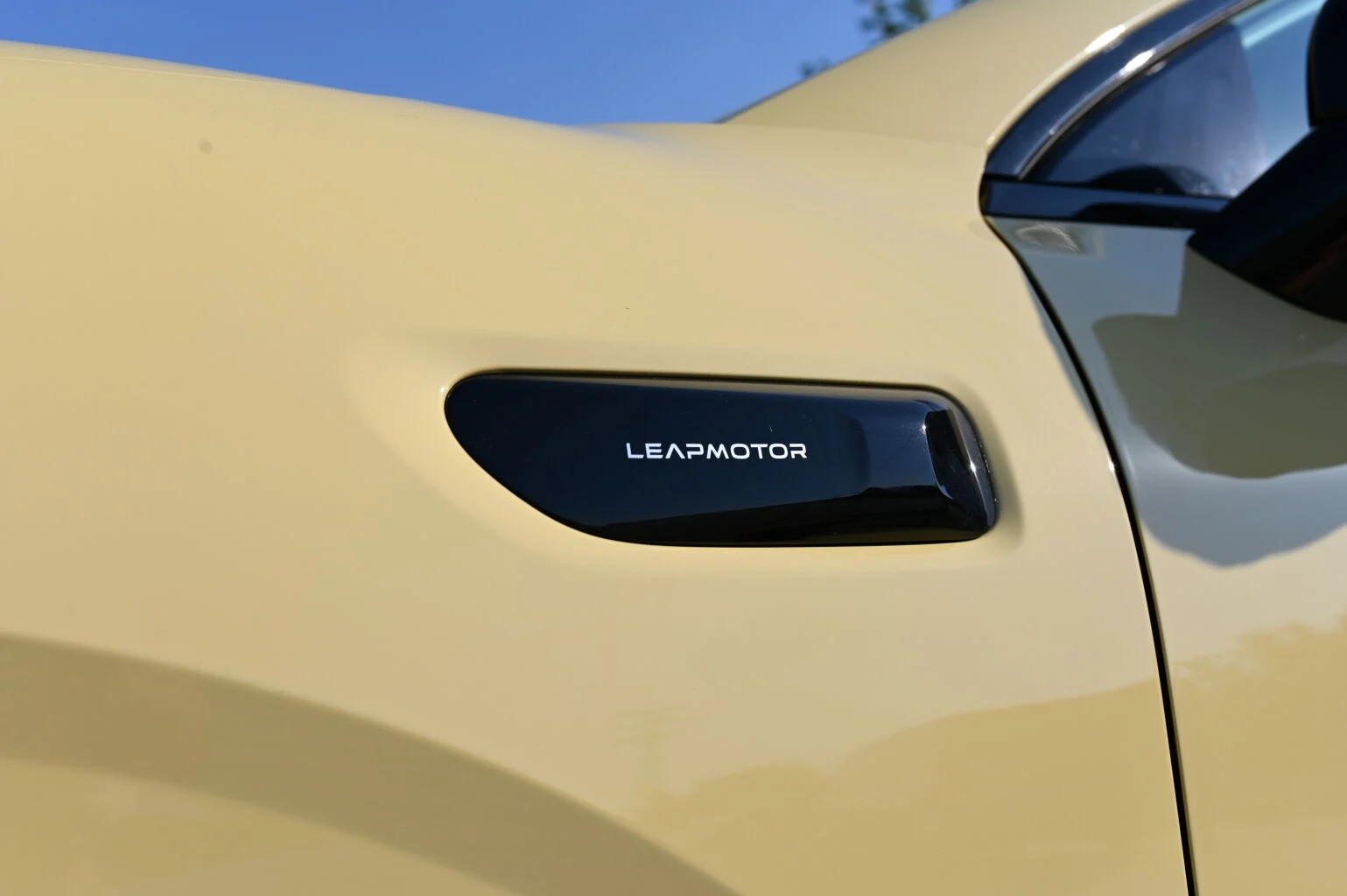 Leapmotor B05 Design Max 217k 67,1 kWh | Begam Trnava