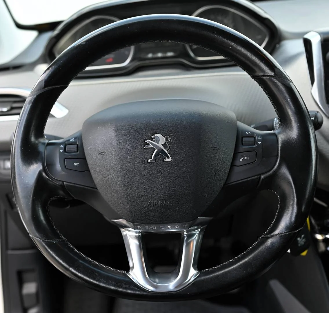 Peugeot 2008 1.2 PureTech 110 E6.2 Allure A/T | Begam Trnava