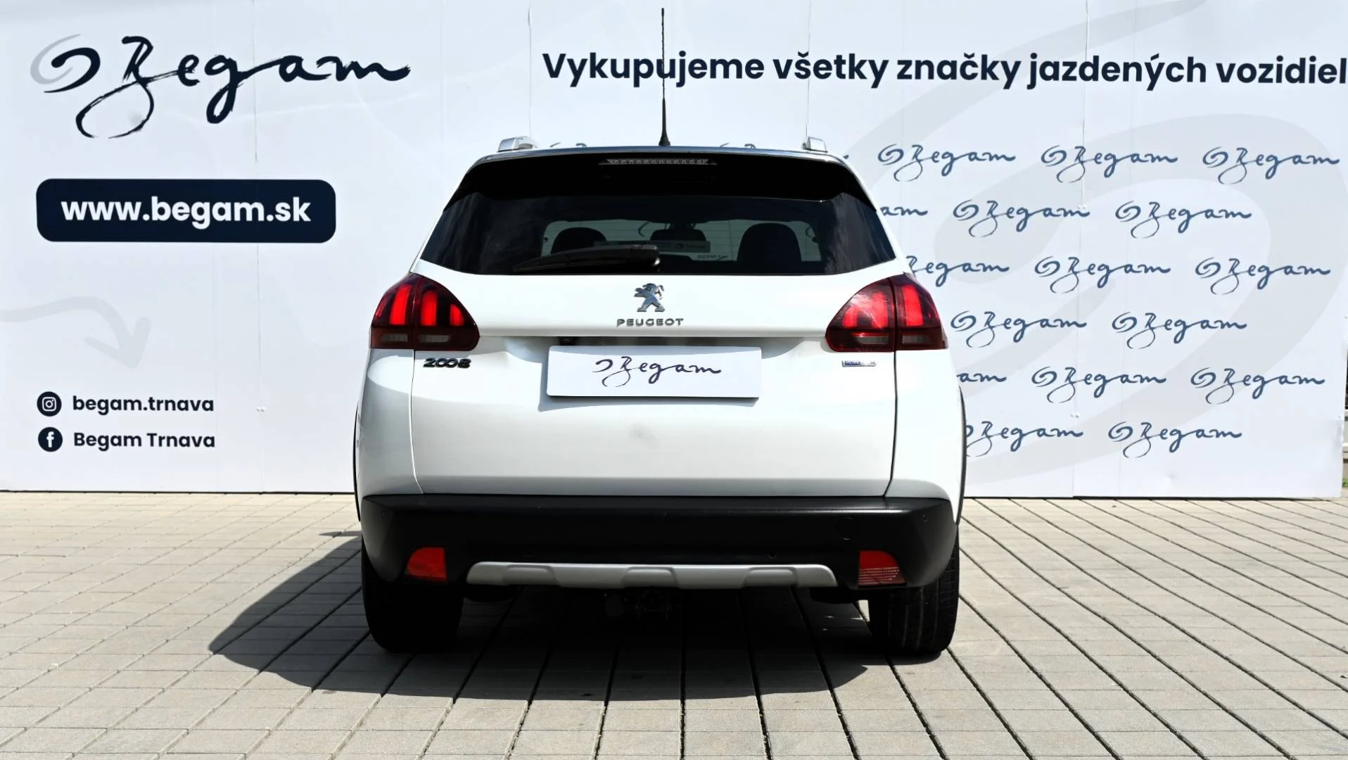 Peugeot 2008 1.2 PureTech 110 E6.2 Allure A/T | Begam Trnava