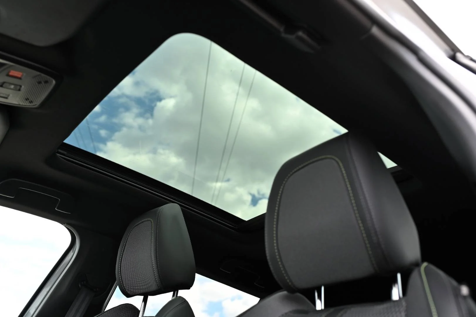 Peugeot 2008 1.2 PureTech 130 GT EAT8 | Begam Trnava