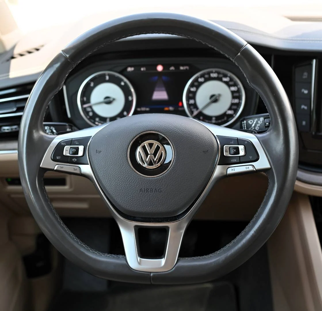 Volkswagen Touareg 3.0 V6 TDI SCR  4Motion Tiptronic | Begam Trnava