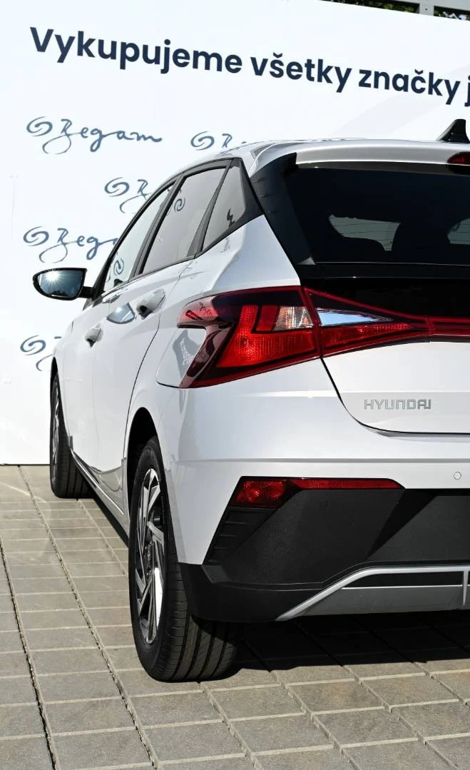 Hyundai i20 1.0 T-GDi Family A/T | Begam Trnava