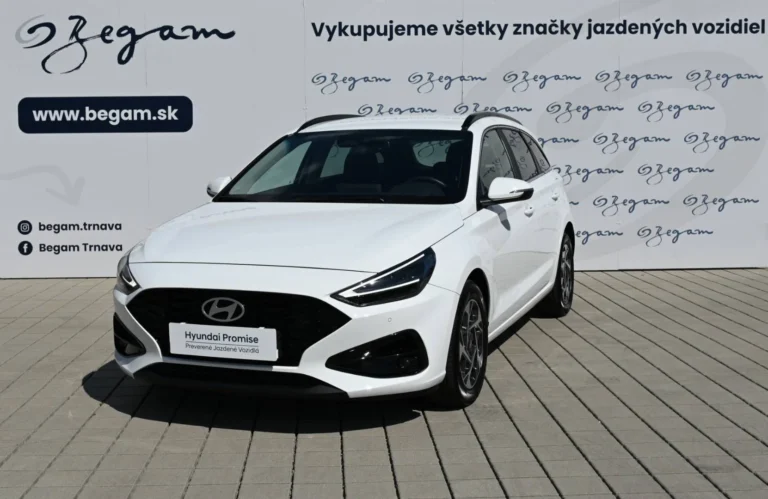 Hyundai i30 CW 1.5T-GDi MHEV, 6MT, FAMILY, MY25, 103kW | Begam Trnava