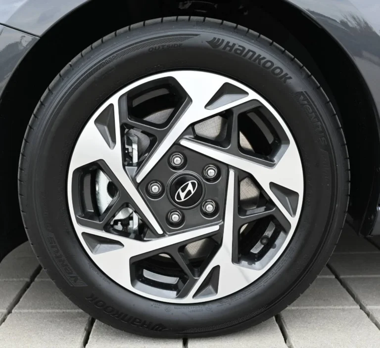 Hyundai i30 CW 1.6 T-GDi FAMILY 7DCT MY26 | Begam Trnava