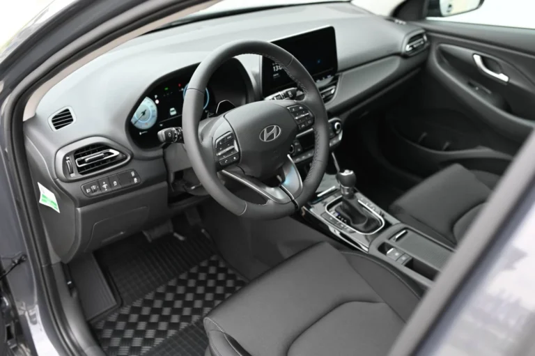 Hyundai i30 CW 1.6 T-GDi FAMILY 7DCT MY26 | Begam Trnava