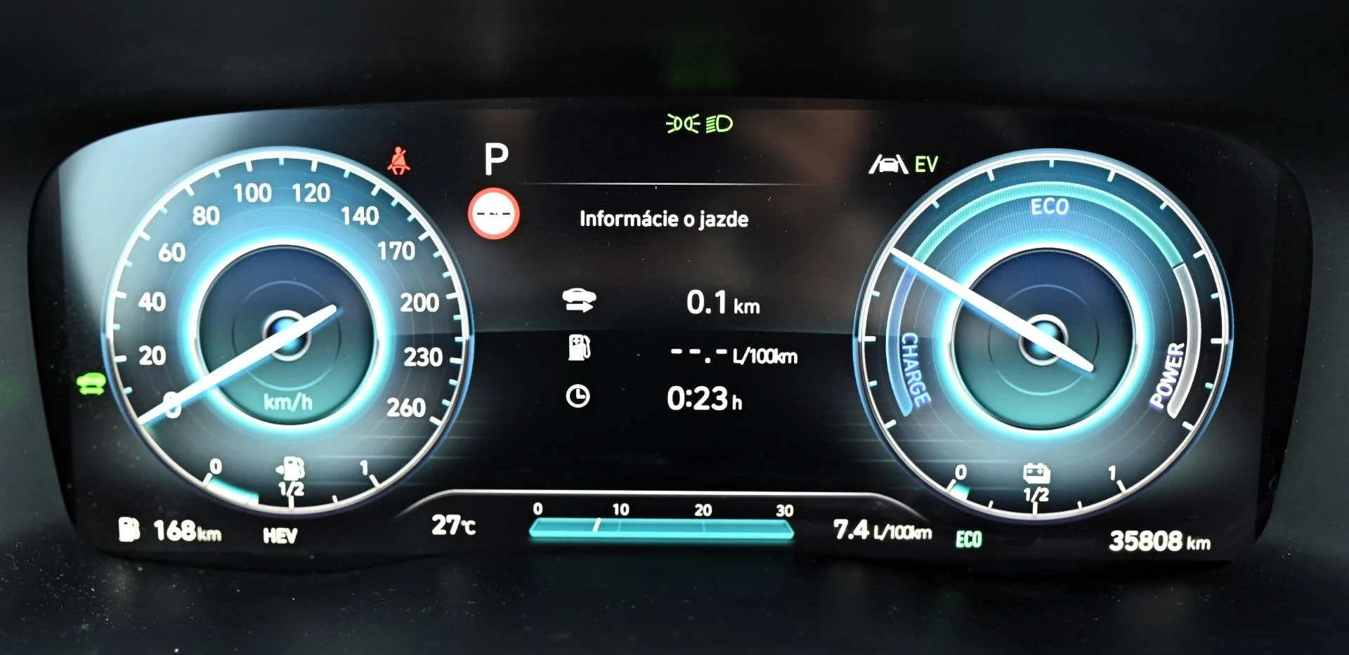 Hyundai Santa Fe 1.6 T-GDi HEV Premium 4x4 A/T | Begam Trnava