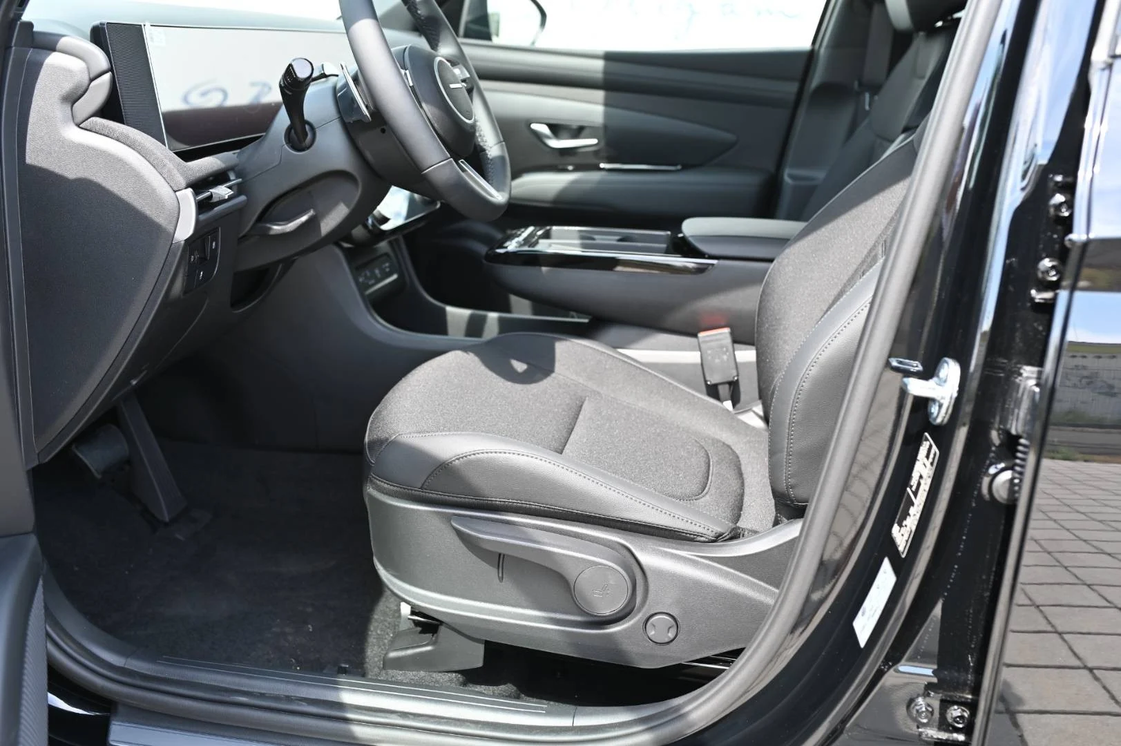 Hyundai Tucson HEV Black Line 1.6T-GDi, 176kW, 4x2, 6AT MY27 | Begam Trnava