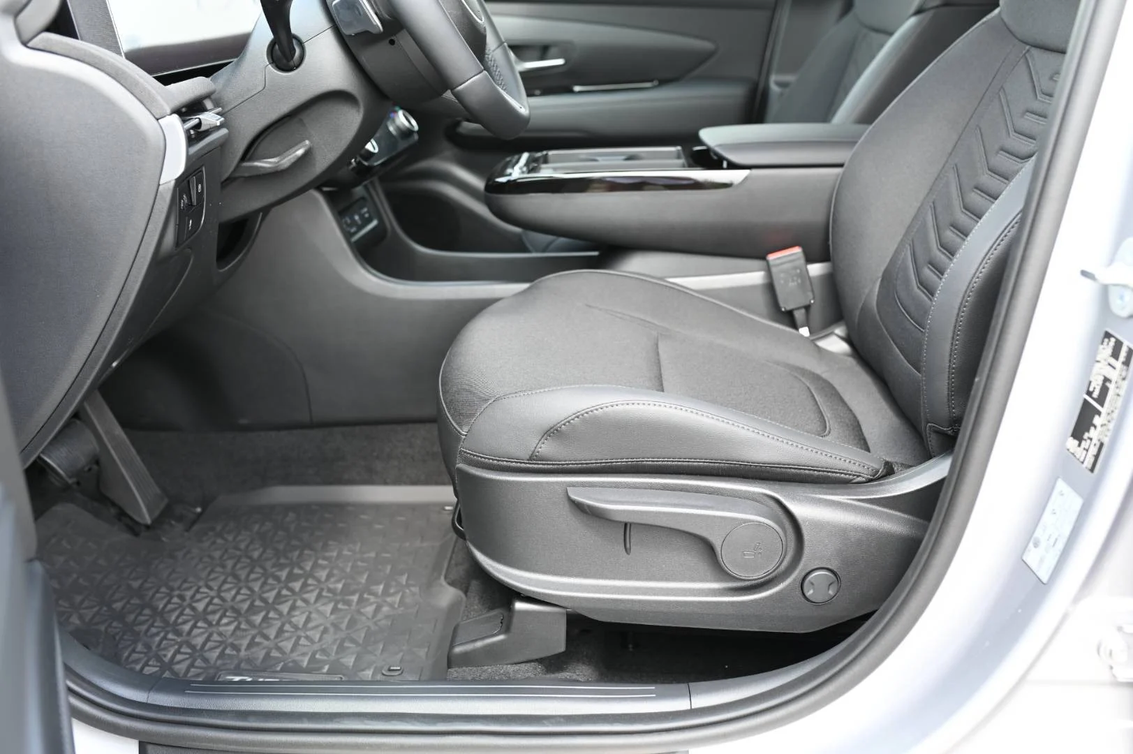 Hyundai Tucson HEV Black Line 1.6T-GDi, 176kW, 4x2, 6AT MY27 | Begam Trnava