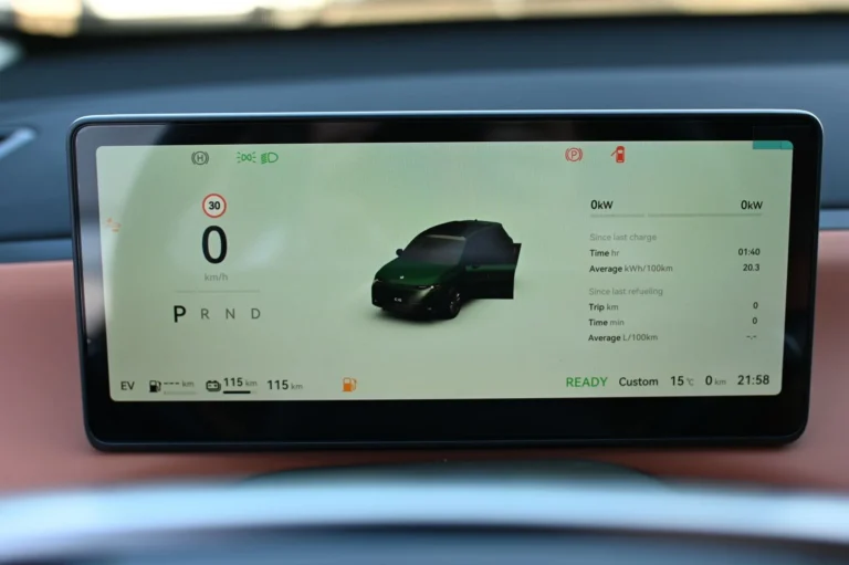 Leapmotor C10 Design 598k AWD 81,9 kWh (800V) | Begam Trnava
