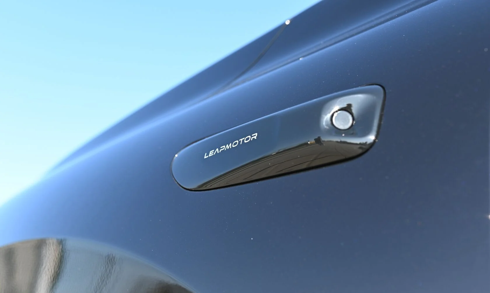 Leapmotor C10 Design 598k AWD 81,9 kWh (800V) | Begam Trnava
