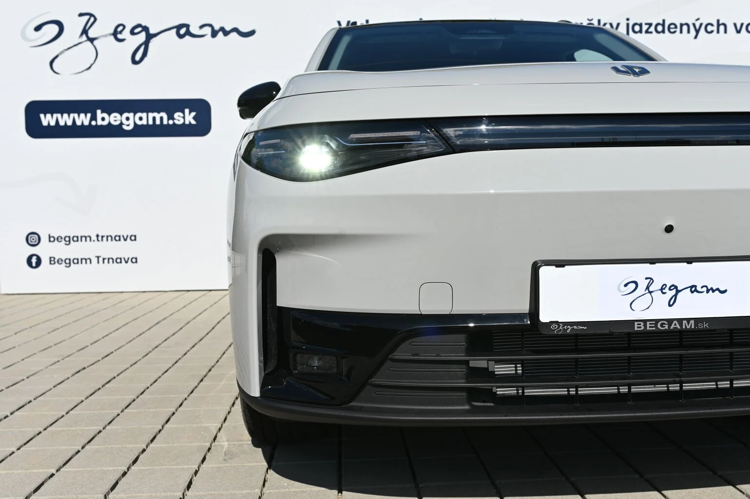 Leapmotor C10  Design 598k AWD 81,9 kWh (800V) | Begam Trnava