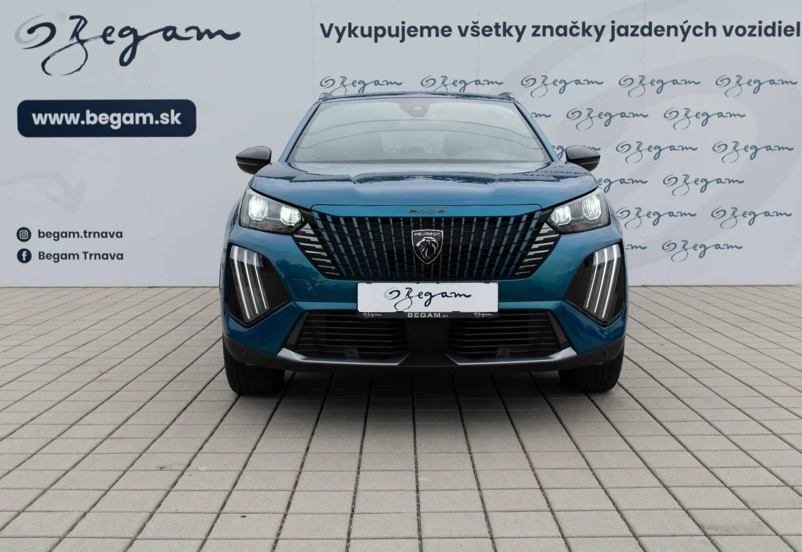 Peugeot 2008 E- Allure 54kWh 115kw | Begam Trnava