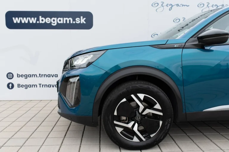 Peugeot 2008 E- Allure 54kWh 115kw | Begam Trnava