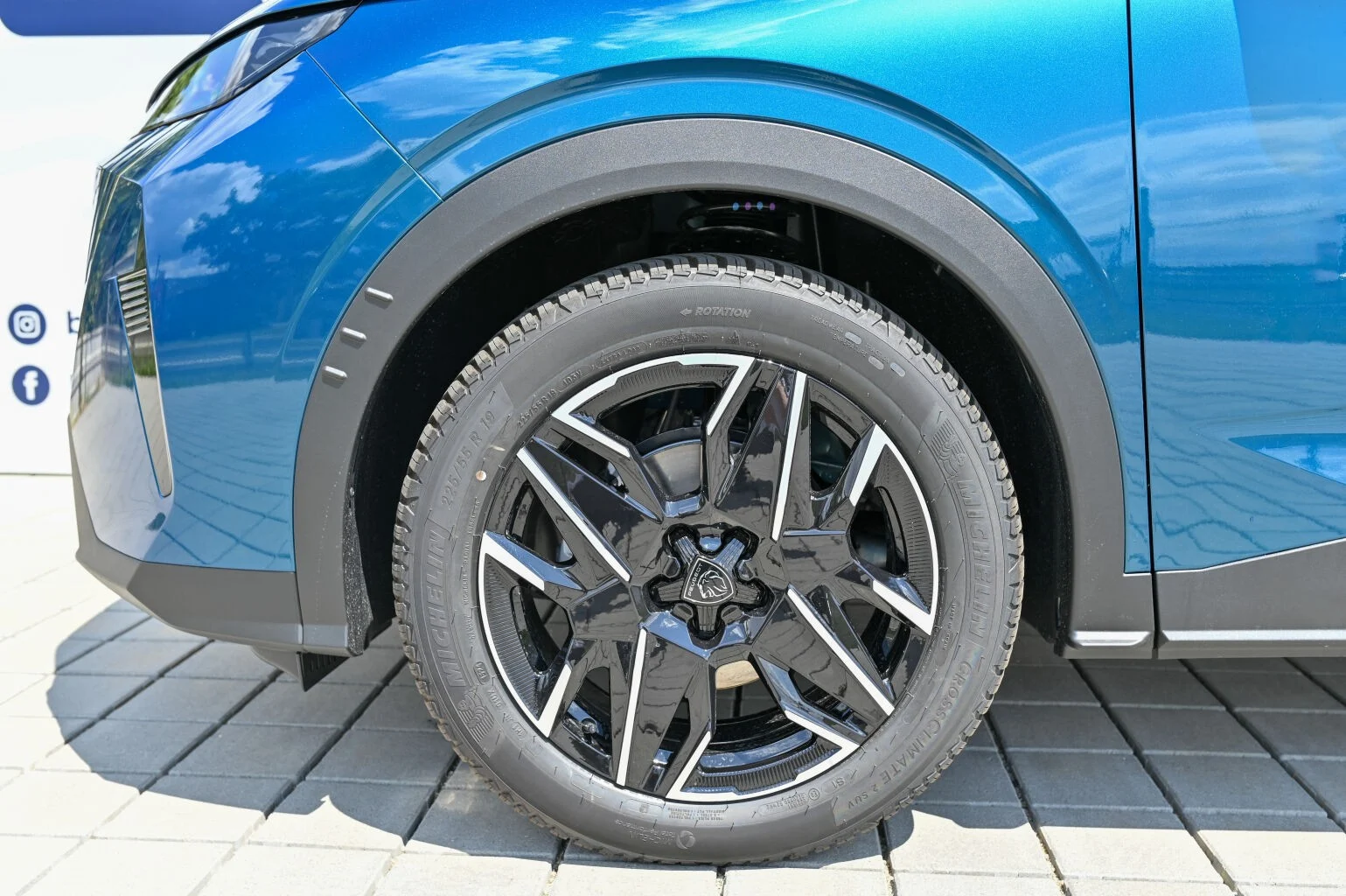 Peugeot 3008 ALLURE Hybrid 145k e-DCS6 (MHEV) | Begam Trnava