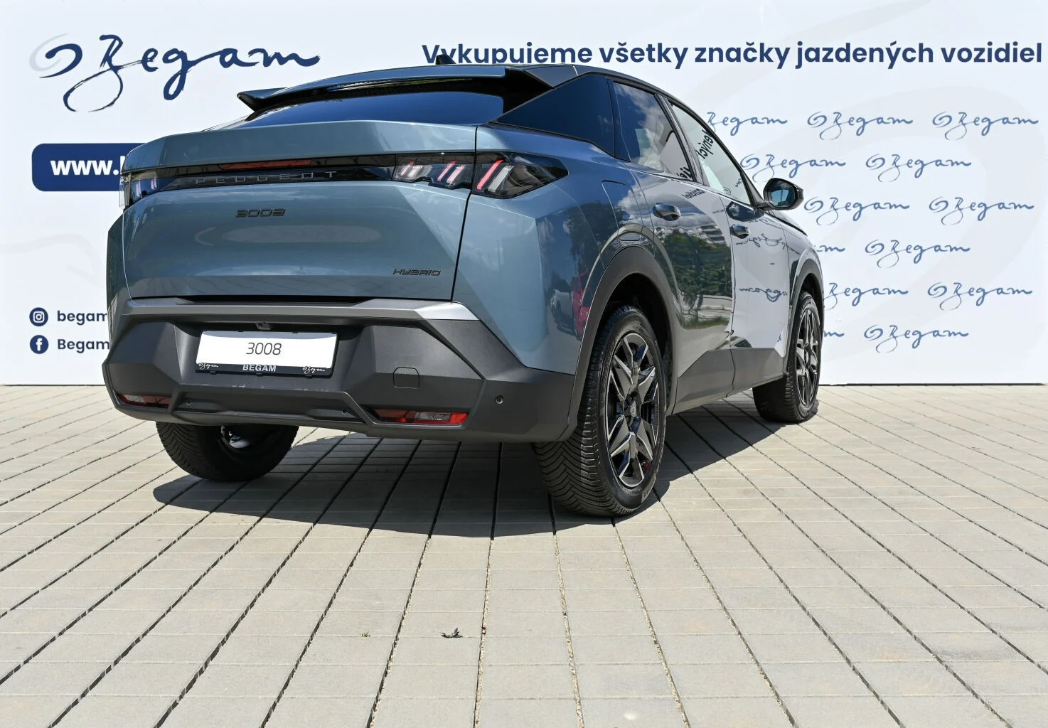 Peugeot 3008 NEW 3008 ALLURE Hybrid 145k e-DCS6 | Begam Trnava
