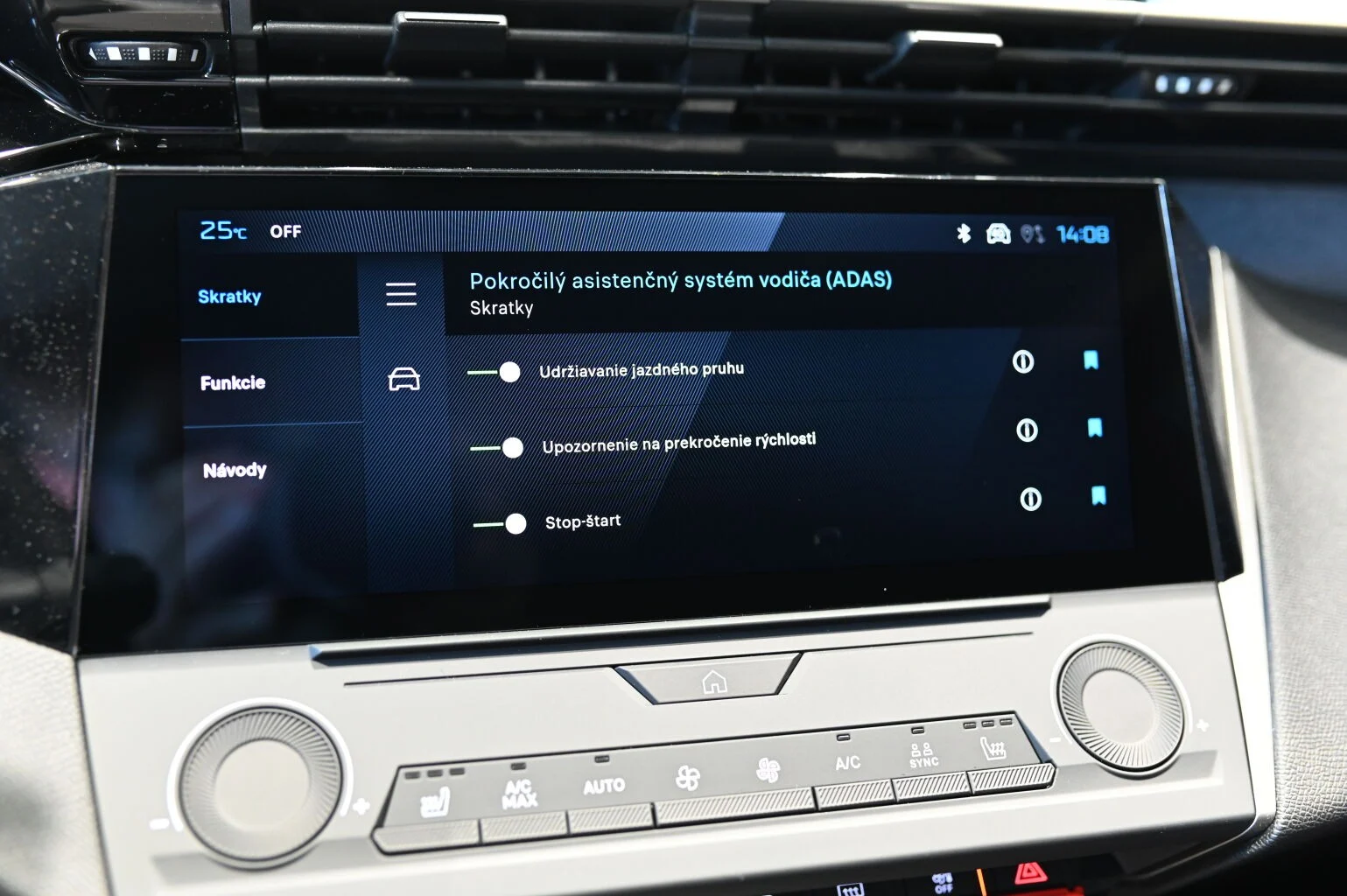Peugeot 308 ALLURE Hybrid 145k e-DCS6 | Begam Trnava