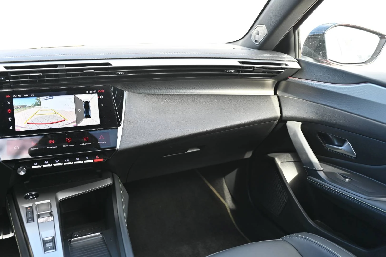 Peugeot 408 1.2 PureTech 130 GT EAT8 | Begam Trnava