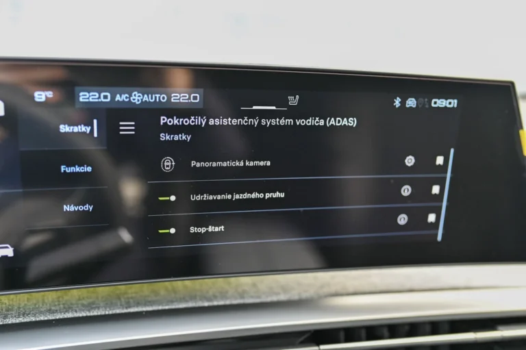 Peugeot 5008 GT Hybrid 145k e-DCS6 | Begam Trnava