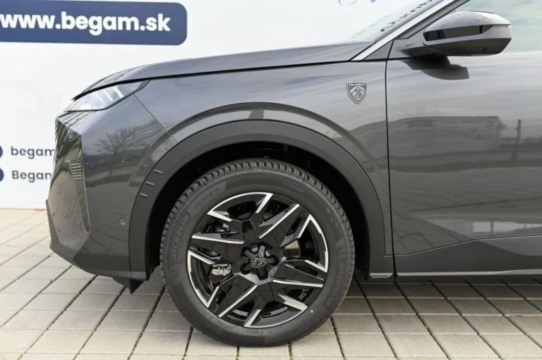 Peugeot 5008 GT Hybrid 145k e-DCS6 | Begam Trnava