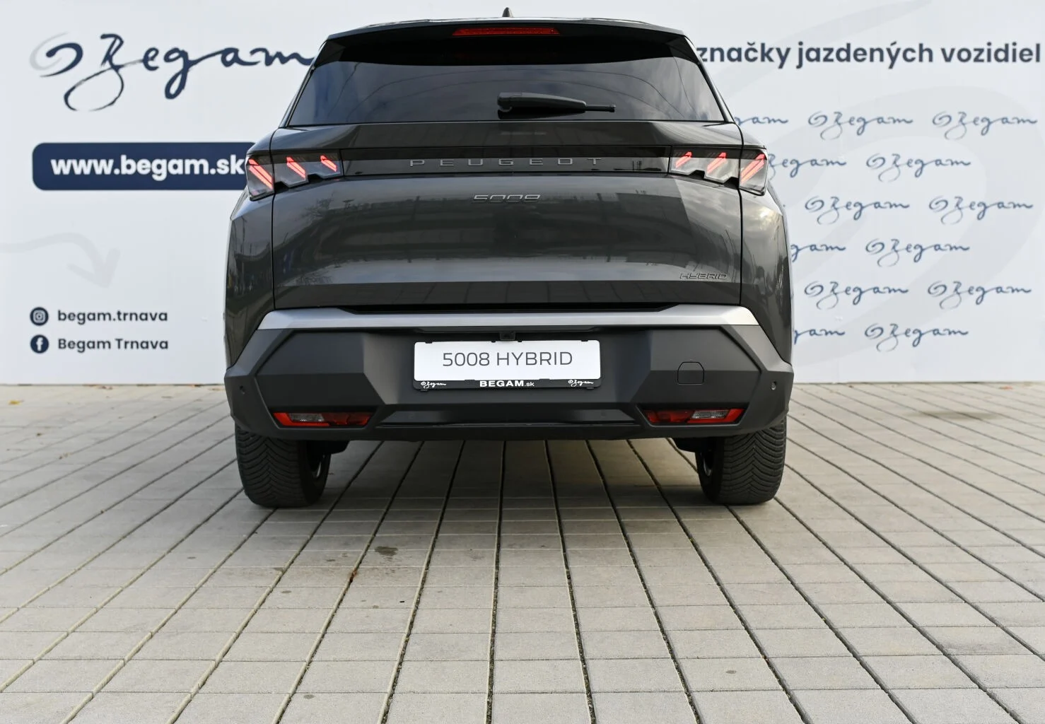 Peugeot 5008 ALLURE Hybrid 145k e-DCS6 (MHEV) | Begam Trnava