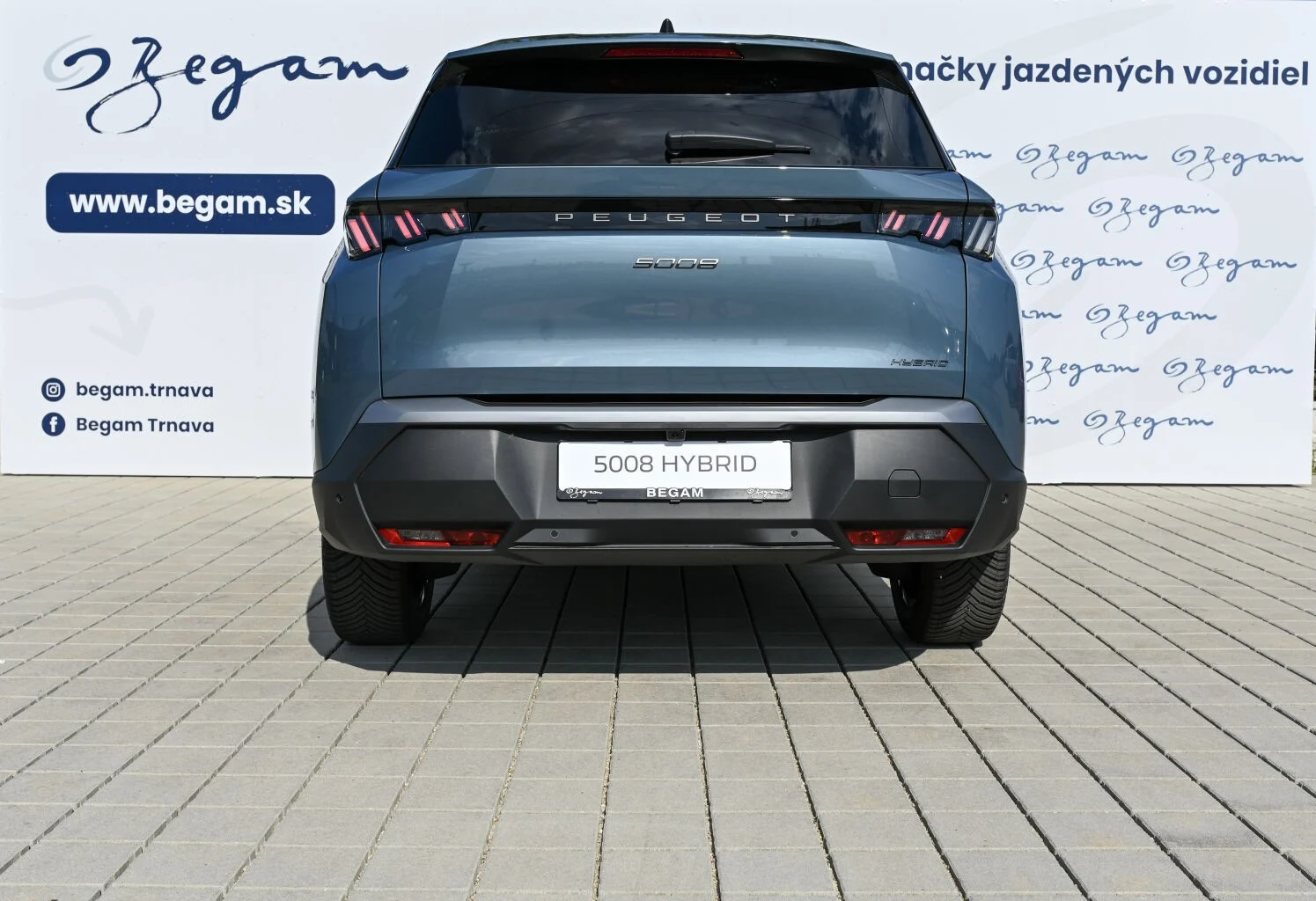 Peugeot 5008 GT  Hybrid 145k e-DCS6 | Begam Trnava