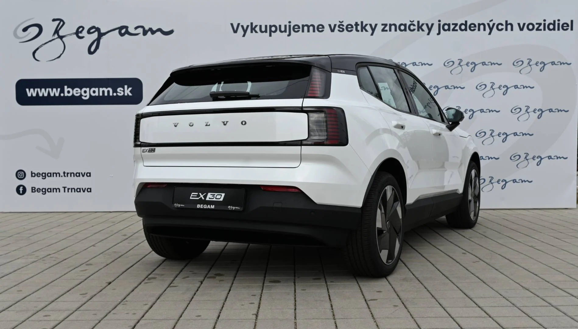 Volvo EX30 Single Motor LongRange ULTRA | Begam Trnava