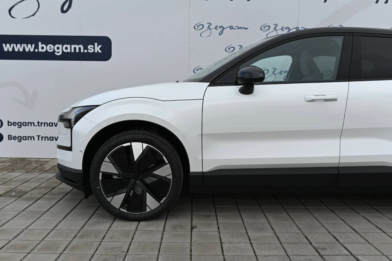 Volvo EX30 Twin Motor Performance ULTRA | Begam Trnava