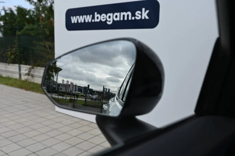 Volvo EX30 Twin Motor Performance ULTRA | Begam Trnava