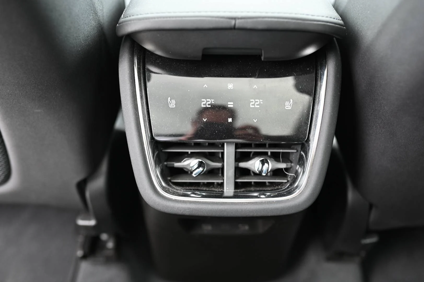 Volvo EX90 Twin Motor 111 kWh Ultra AWD 7-miest | Begam Trnava
