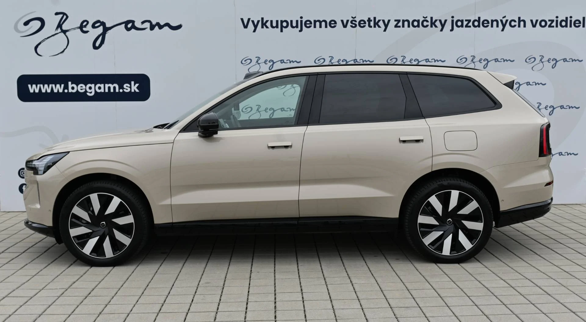 Volvo EX90 Twin Motor 111 kWh Ultra AWD 7-miest | Begam Trnava