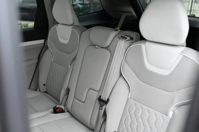 Volvo EX90 Twin Motor 111 kWh Ultra AWD 7-miest | Begam Trnava