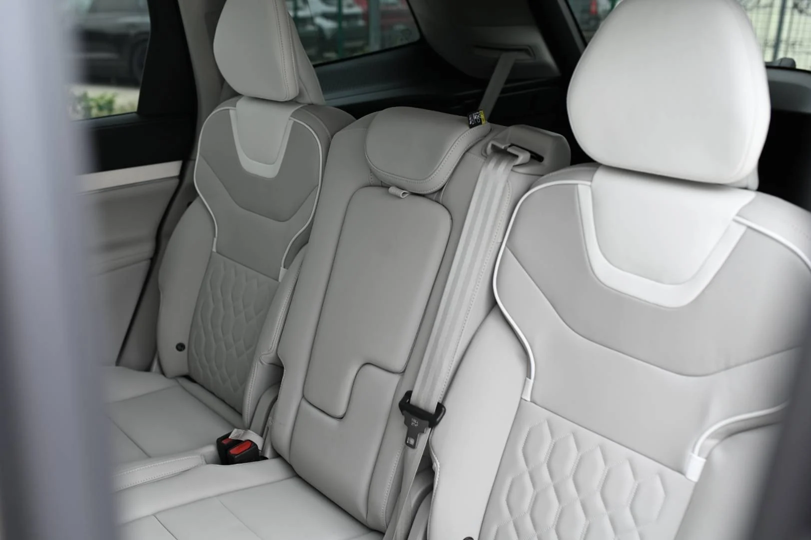 Volvo EX90 Twin Motor 111 kWh Ultra AWD 7-miest | Begam Trnava