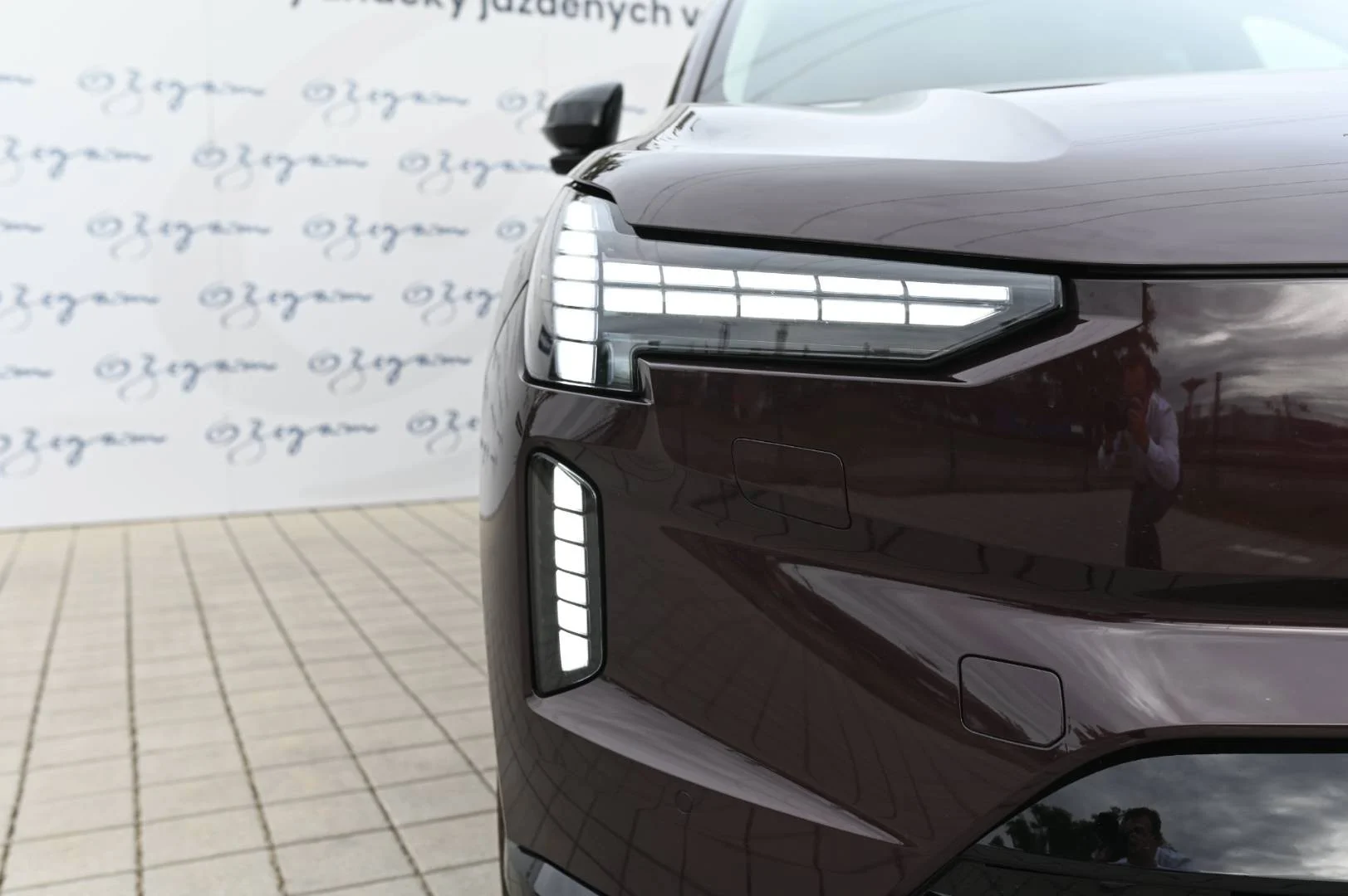 Volvo EX90 Twin Motor 111 kWh Ultra AWD 7-miest | Begam Trnava