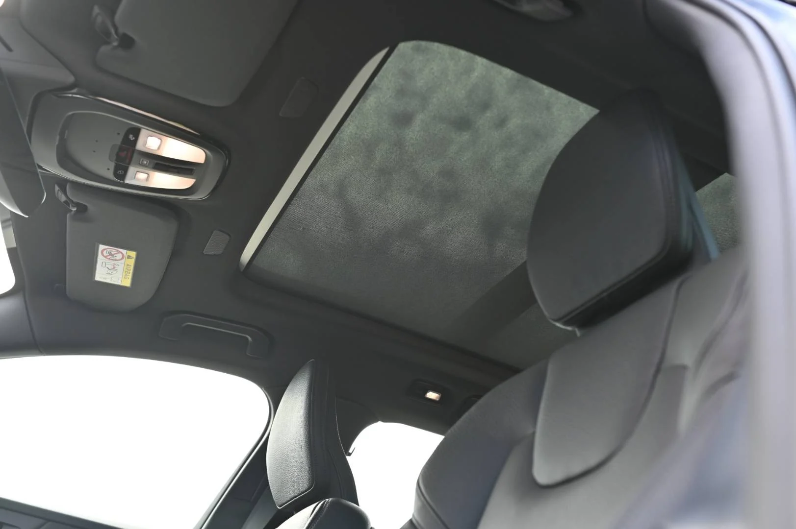 Volvo V60 B4 Plus Dark A/T | Begam Trnava
